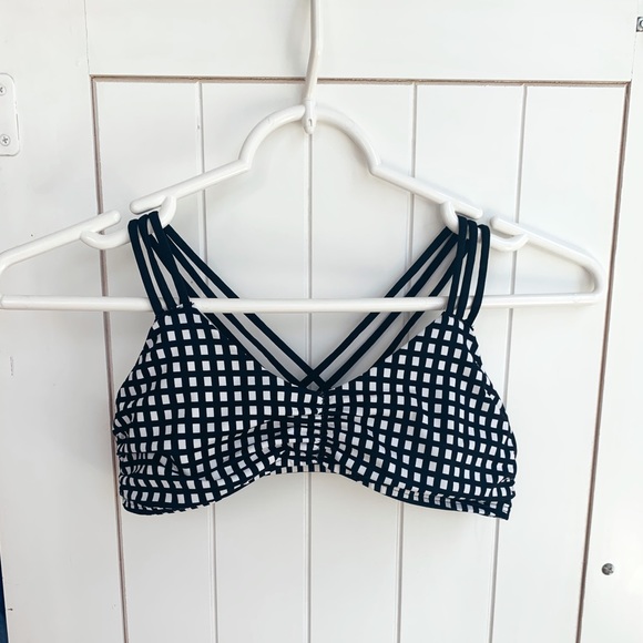a&f • black & white checkered bikini top - Picture 4 of 6